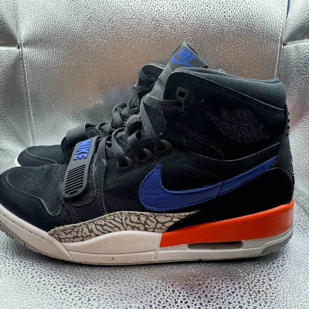 Size 10.5 Nike Air Jordan Legacy 312 Knicks Black Blue Orange Sneaker AV3922-048